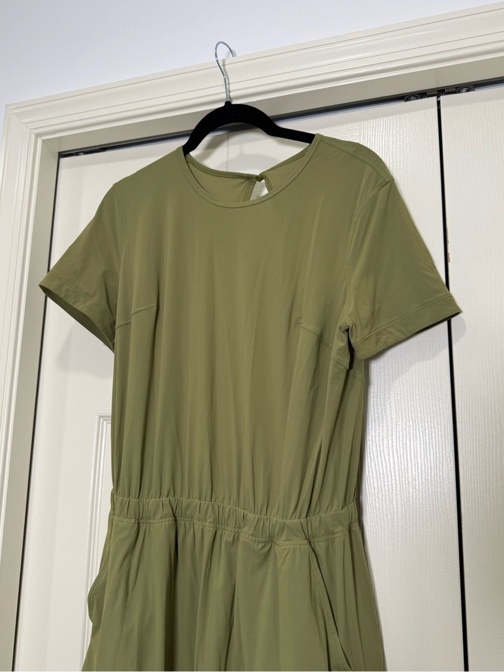 Lululemon Lightweight High Neck Romper Athletic Open Back Bronze Green Size 8 - Picture 5 of 9
